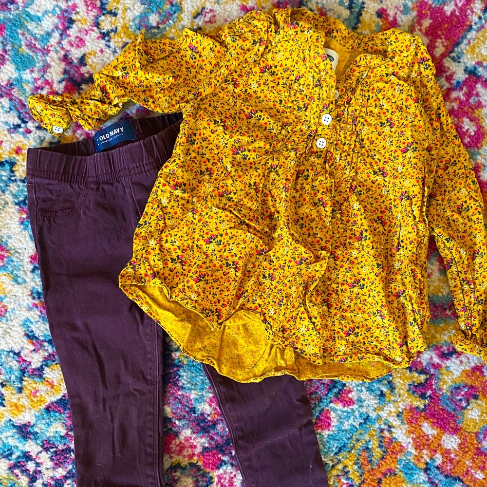 Size 4t old navy outfit
